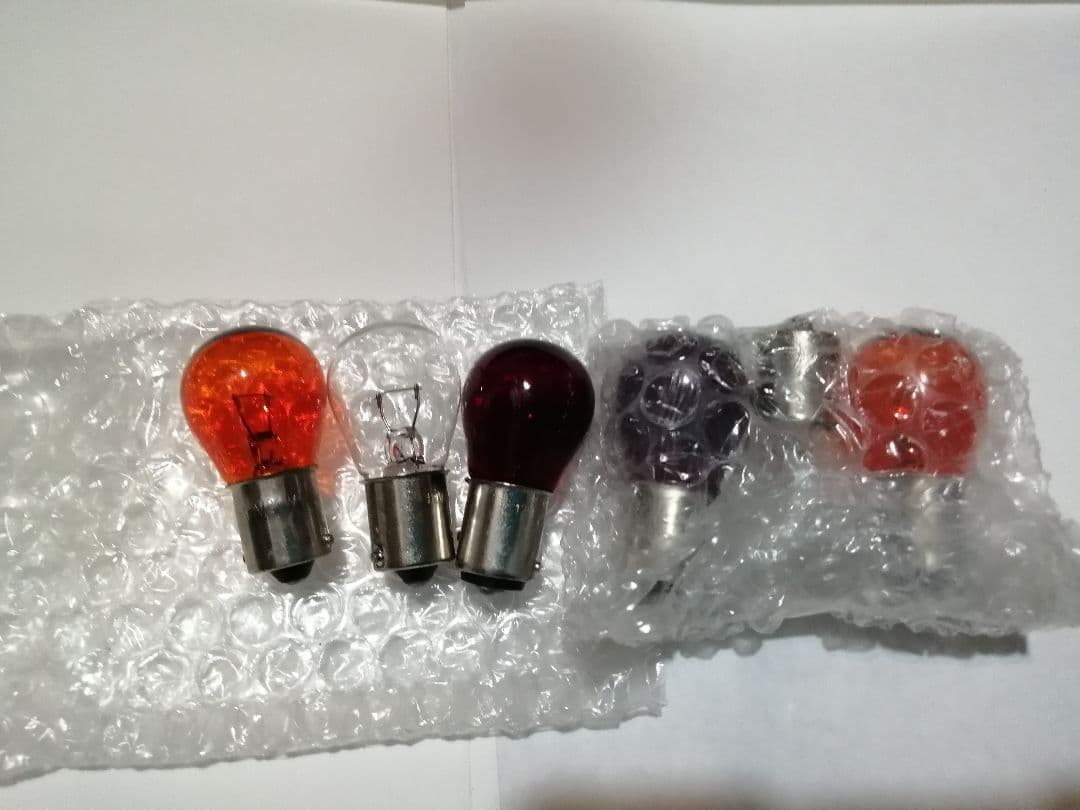 ハイエース100系 クリアテールランプ、ハーネス無し、カラーバルブ付【新品】