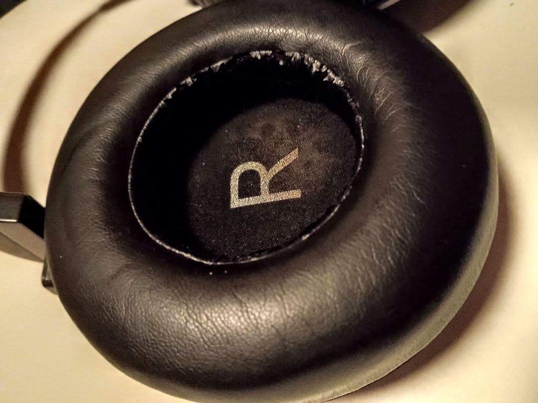 AKG K550MKIII ヘッドホン 密閉型 動作良好　定価21800円