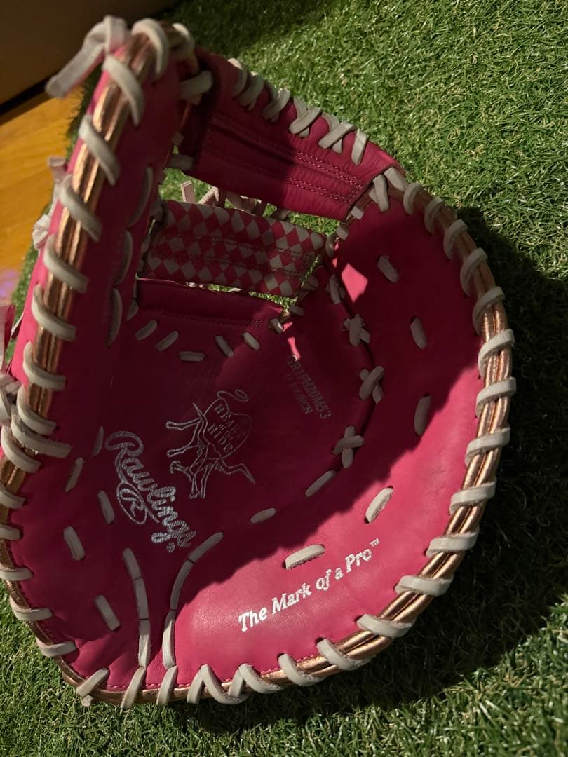 【美品】Rawlings 軟式グローブ ピンク チェッカー　ファーストミット
