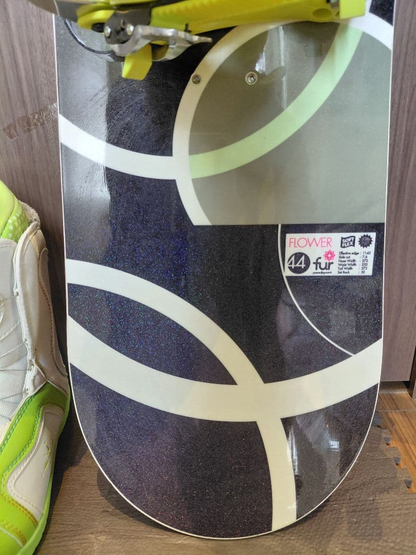 大特価❗fur pure enjoyment レディーススノーボードフルセット