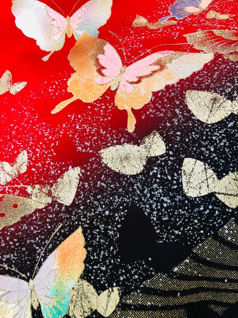 七五三豪華正絹7歳完全フルセット‼️人気赤×黒暈し⭐︎蝶桜流水金彩金箔豪華絢爛銘品