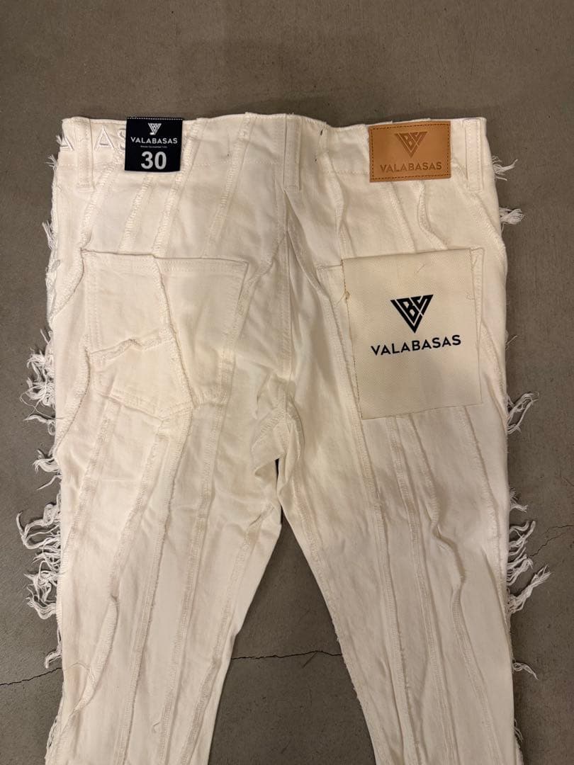 valabasasバラバサス クラッシュリペアスキニーフレアデニム ホワイト30