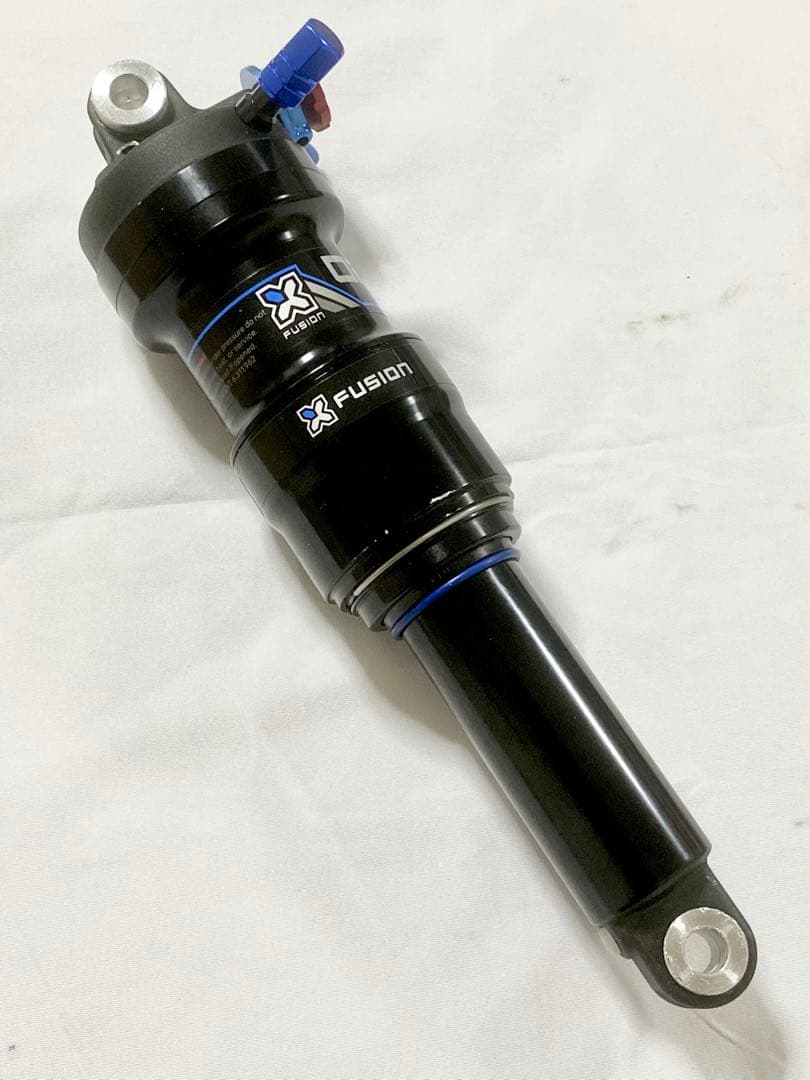 X Fusion 210×55 MTB リアサスペンション 未使用