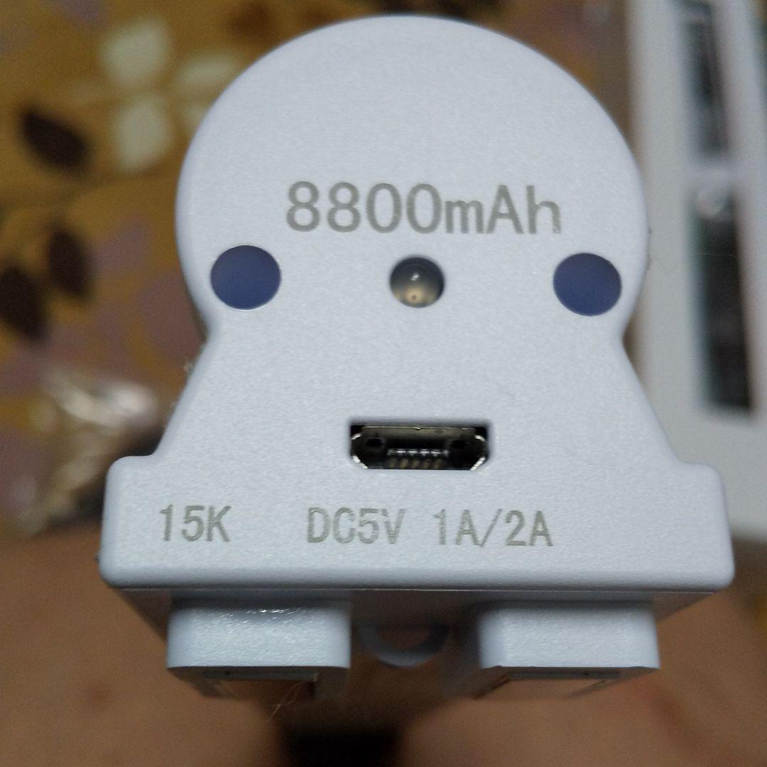 値下げしました。USB充電式で、金属類であれば張り付きます！