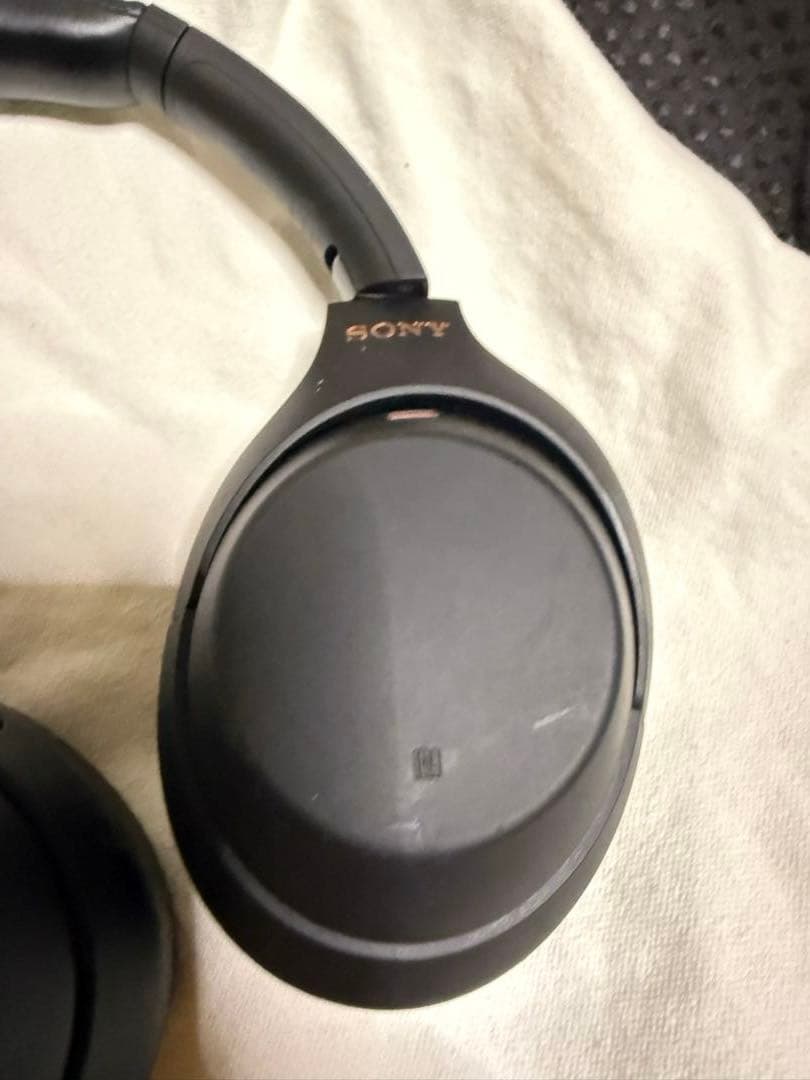 Sony WH-1000XM4 ブラック ワイヤレスヘッドホン