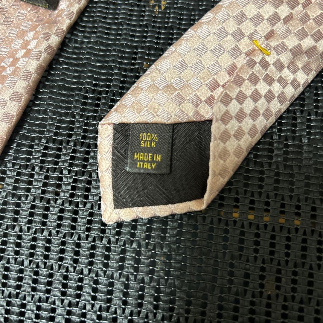 LOUIS VUITTON ルイヴィトンネクタイ ピンク