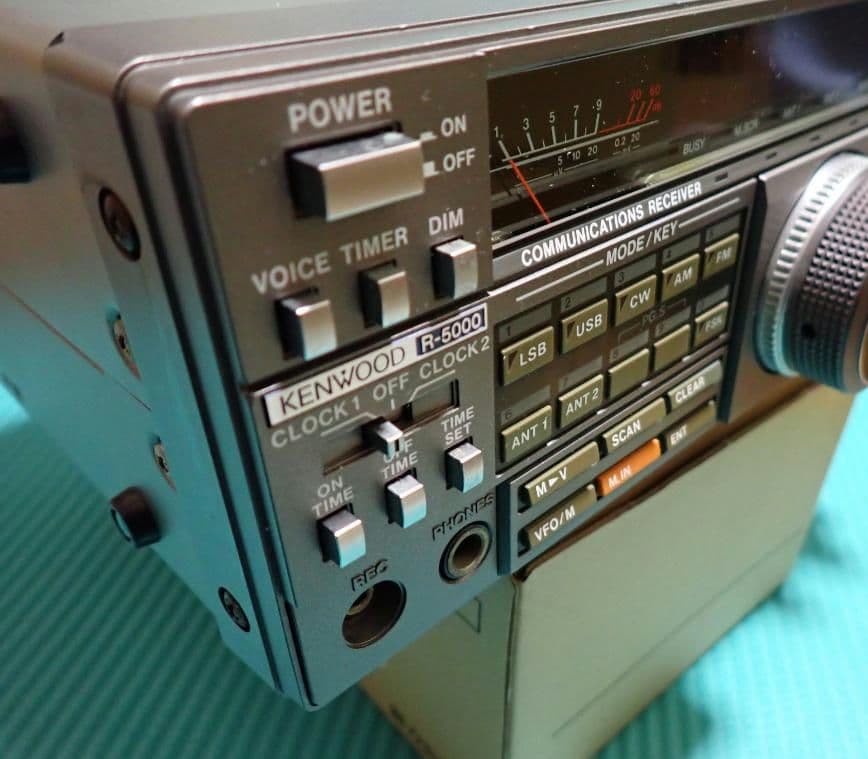 【要修理】KENWOOD 通信型受信機 R-5000