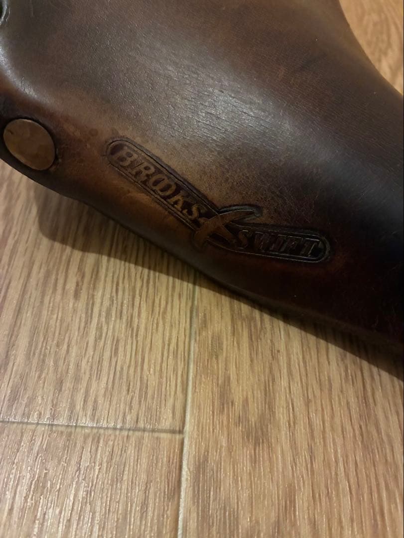 Brooks Swift ブルックス スウィフト 本革　レザーサドル