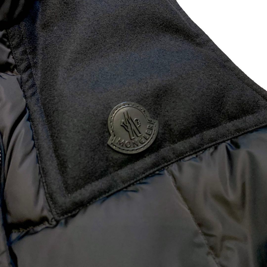 【極美品、正規品】MONCLER CESAR モンクレールダウンベスト サイズ5