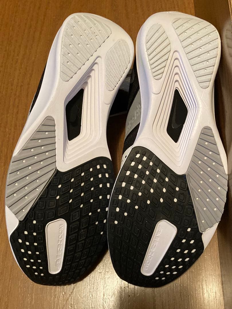 [新品] NIKE ナイキ エアズームライバルフライ 4 ランニング 28