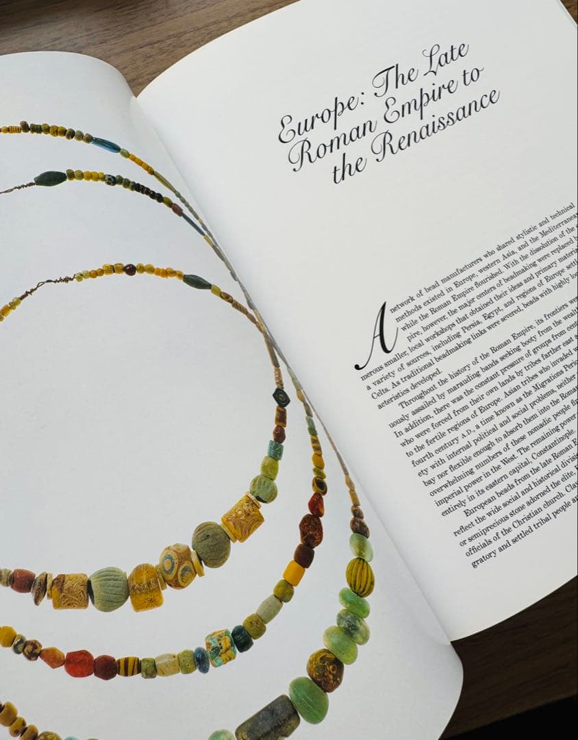 The History of Beads 洋書 ビーズの歴史 民族装身具資料集