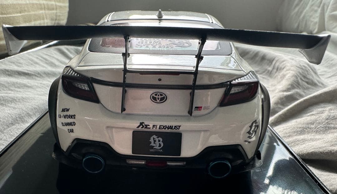 と*ん様 SOLIDOLiberty Walk トヨタ86 ミニカー1/18