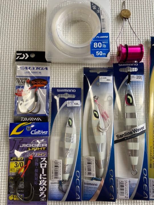 送料無料　ジギングセット　ジグ6本、フック2つ、リーダー、ノットアシスト　ボビン