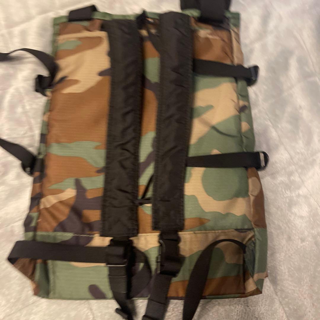 supreme バックパック　19ss 迷彩リュック
