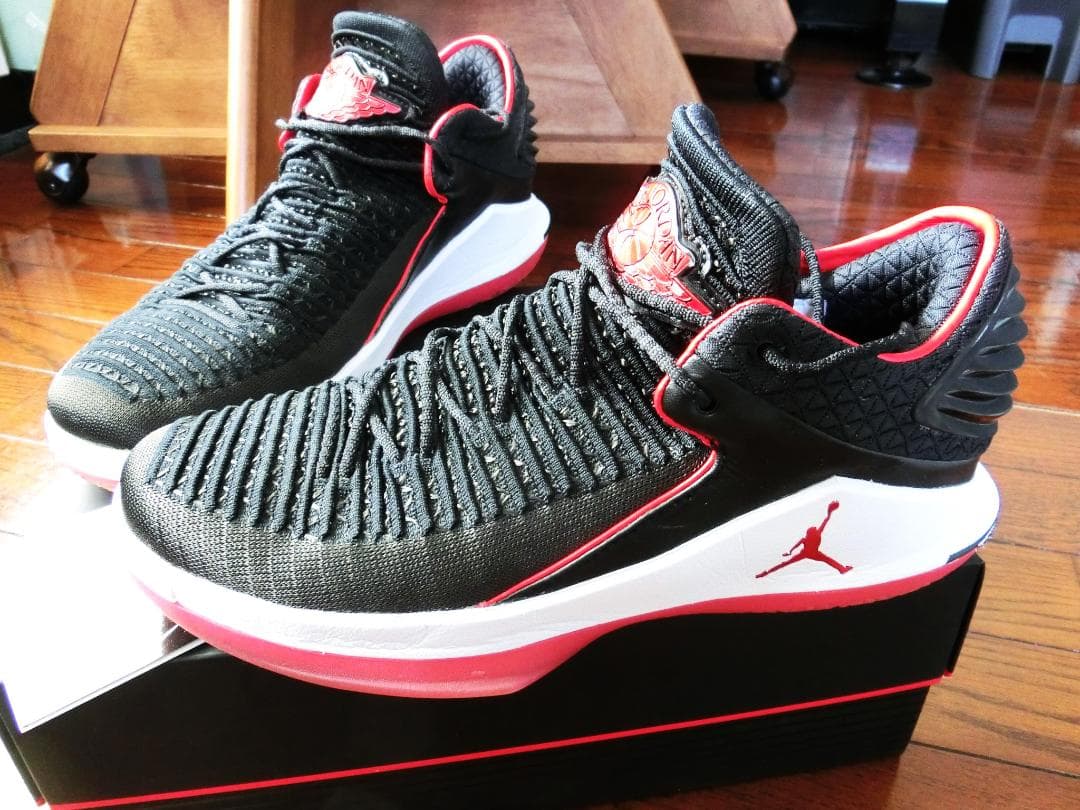 美品 AIR JORDAN XXXII LOW PF エアジョーダン32ロー