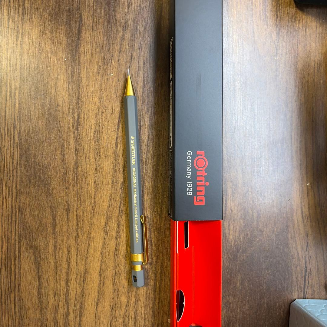 STAEDTLER ヘキサゴナル　限定色　美品