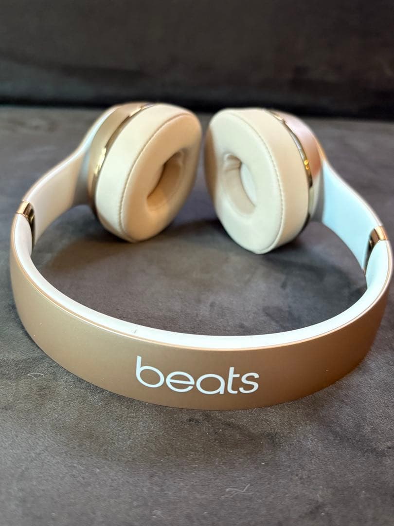 トモキbeats solo3 wireless ゴールド