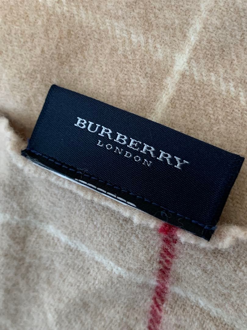 BURBERRY チェック柄ブランケット　日本製　西川産業　100%ウール