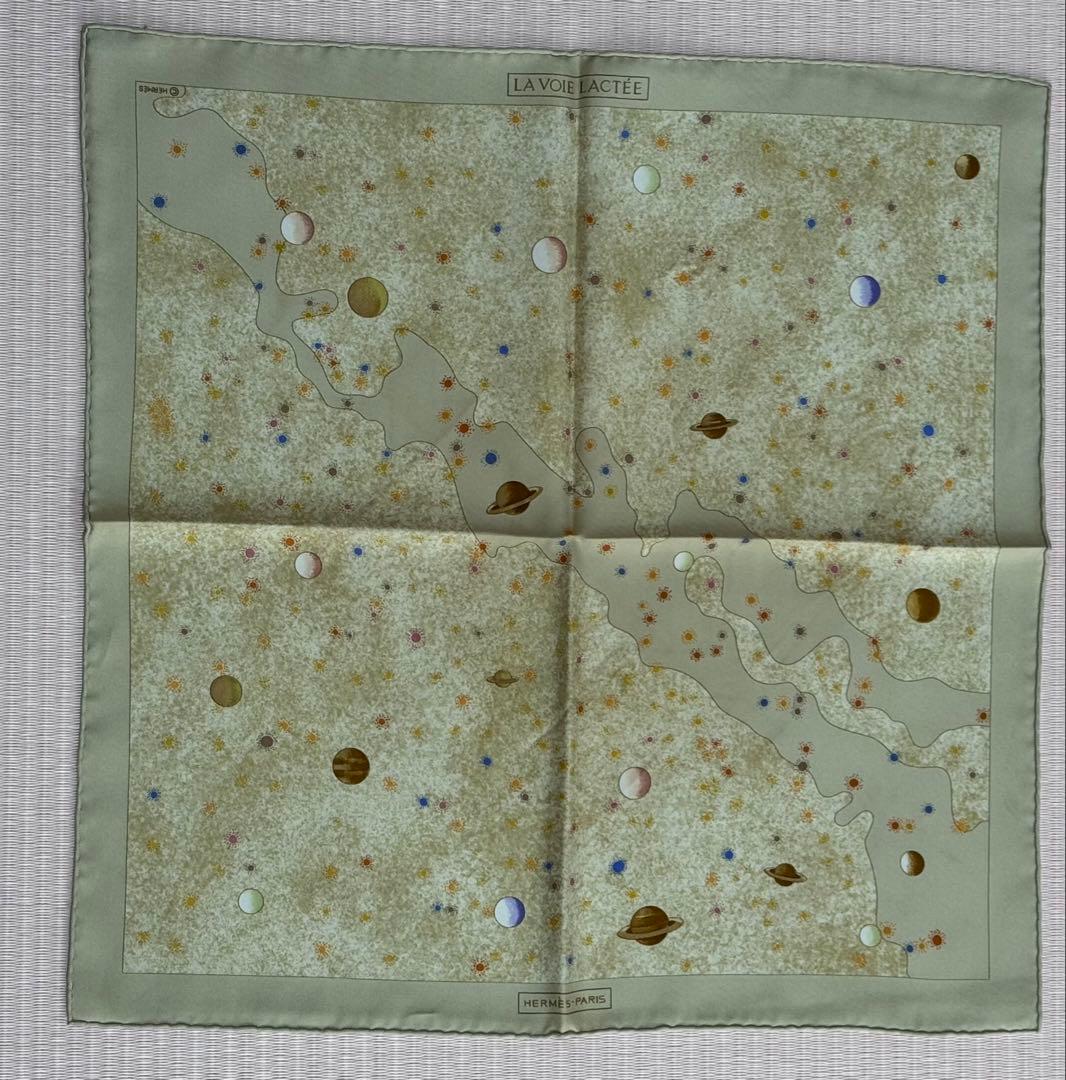 エルメス　シルクスカーフ　45cm四方　La vioe lactee 天の川