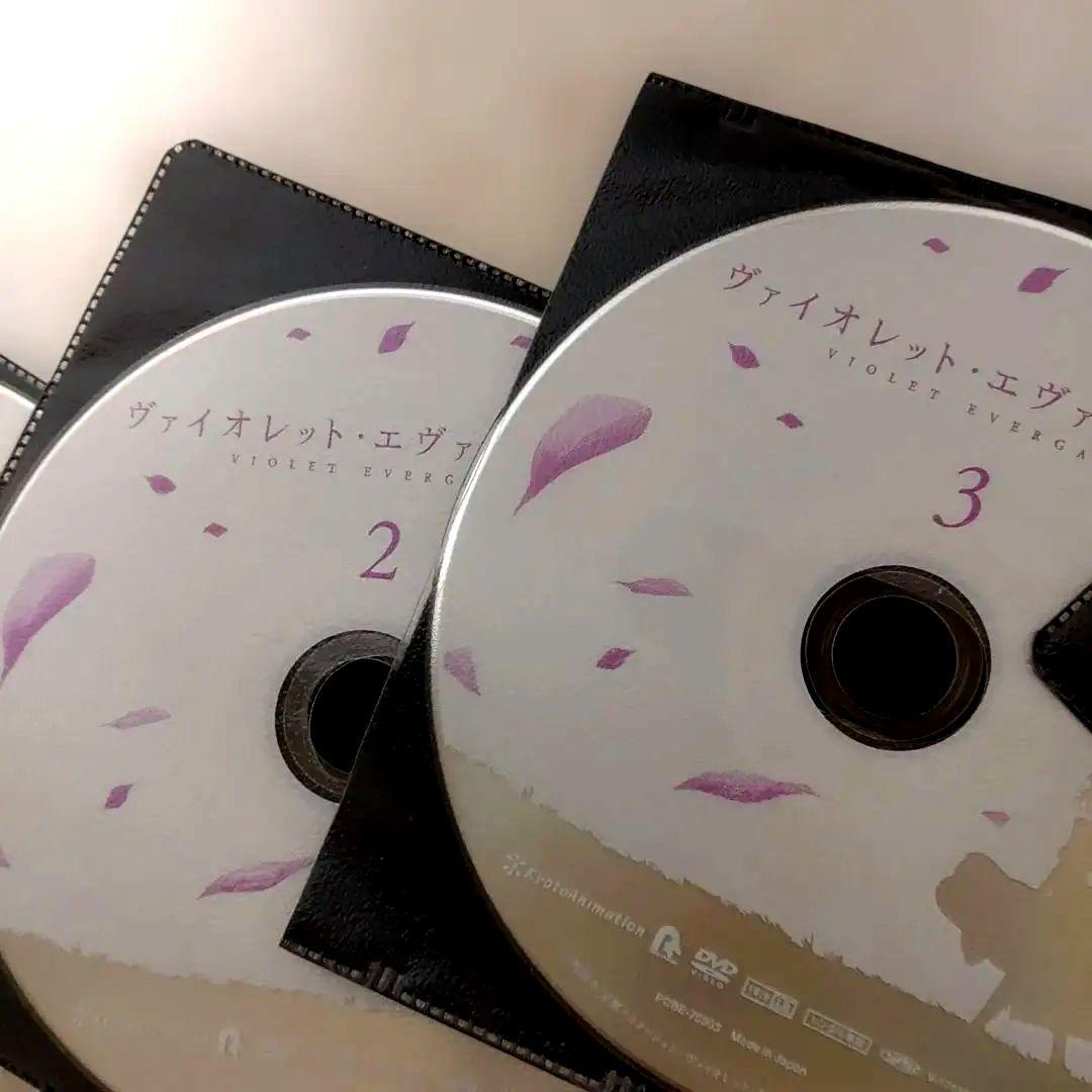アニメ　ヴァイオレット・エヴァーガーデン DVD 全7巻　大ヒット