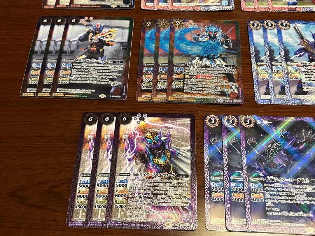 仮面ライダービルド　クローズ　グリス　ローグ　デッキ
