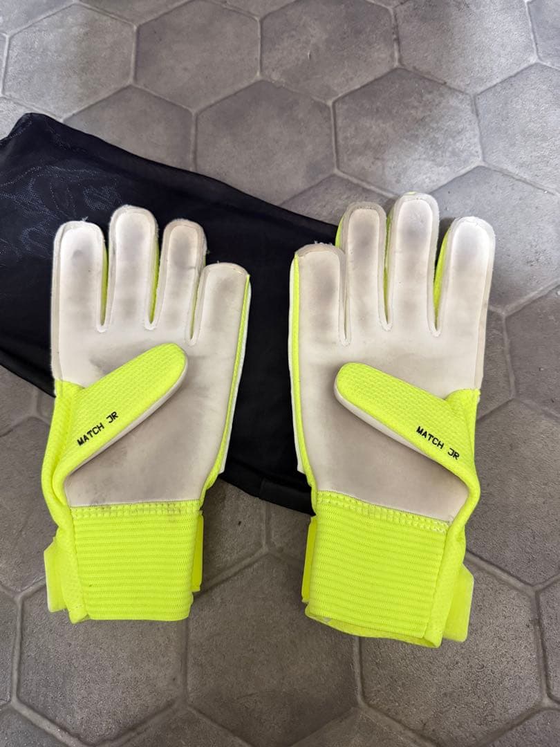 adidas サッカーボールとシューズセット NIKEキーパーグローブ