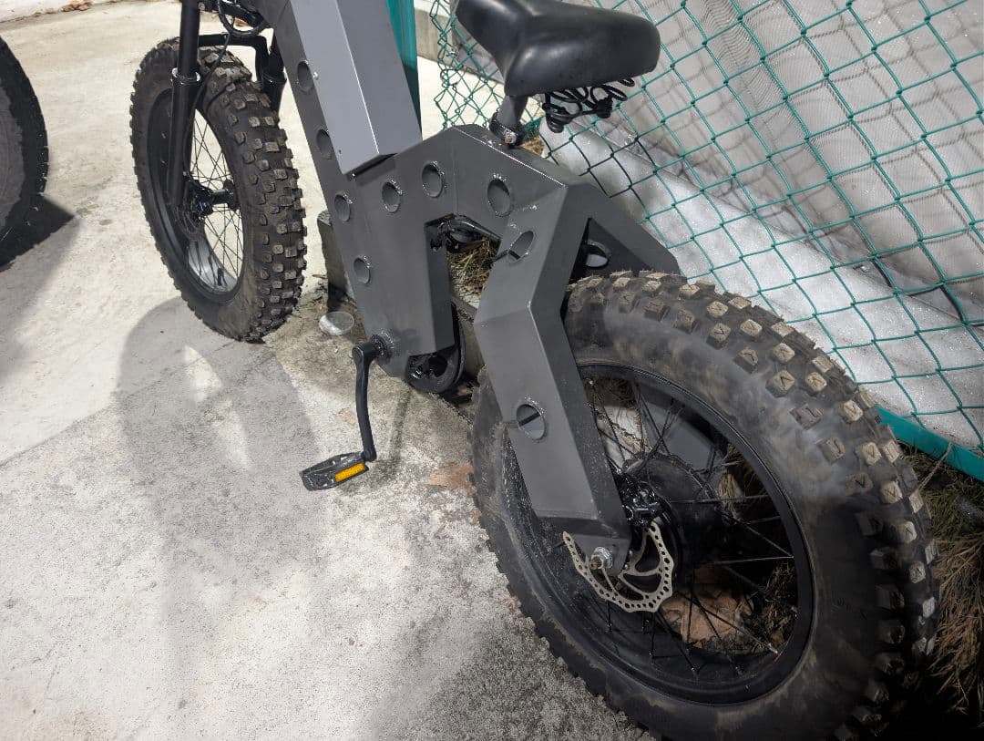 オリジナルファットバイク！この世に同じファットバイクはありません！電動アシスト！