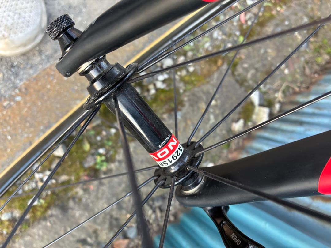 休日限定値下カーボンロード BOMA ALLUMER-α CT-R2 Sサイズ
