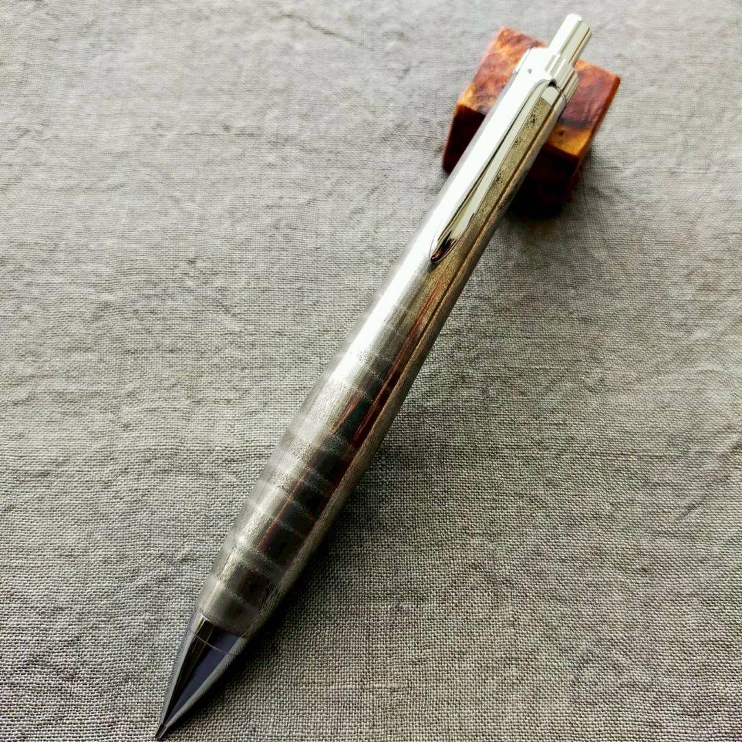 メタライズドウッド　栃　縮杢　ハンドメイド　シャープペン　0.5mm　シルバー