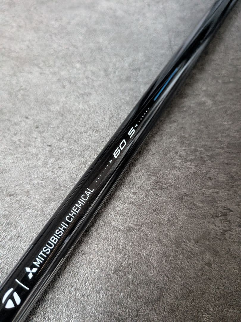 ●超美品　日本仕様●テーラーメイドqi4Dドライバー純正シャフトMR60S