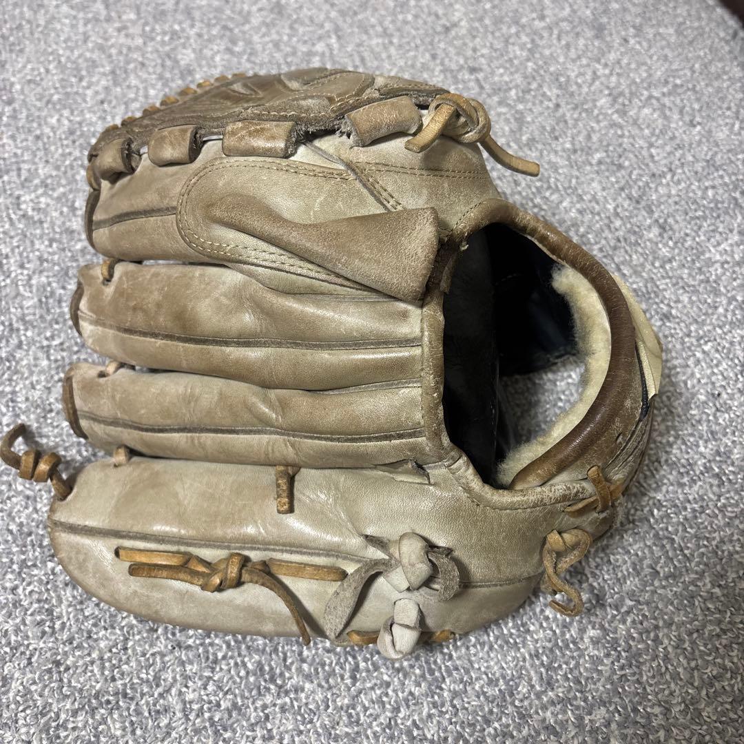 Mizuno 硬式グローブ ベージュ