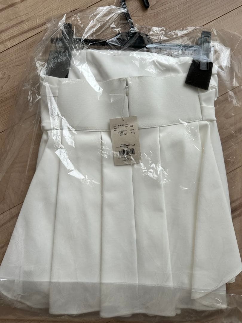 ゆ*ん様 新品未使用⭐︎値札つき⭐︎LE PHIL