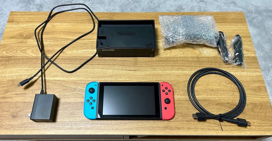Nintendo Switch 本体 青/赤　マイナーモデル後　バッテリー強化版