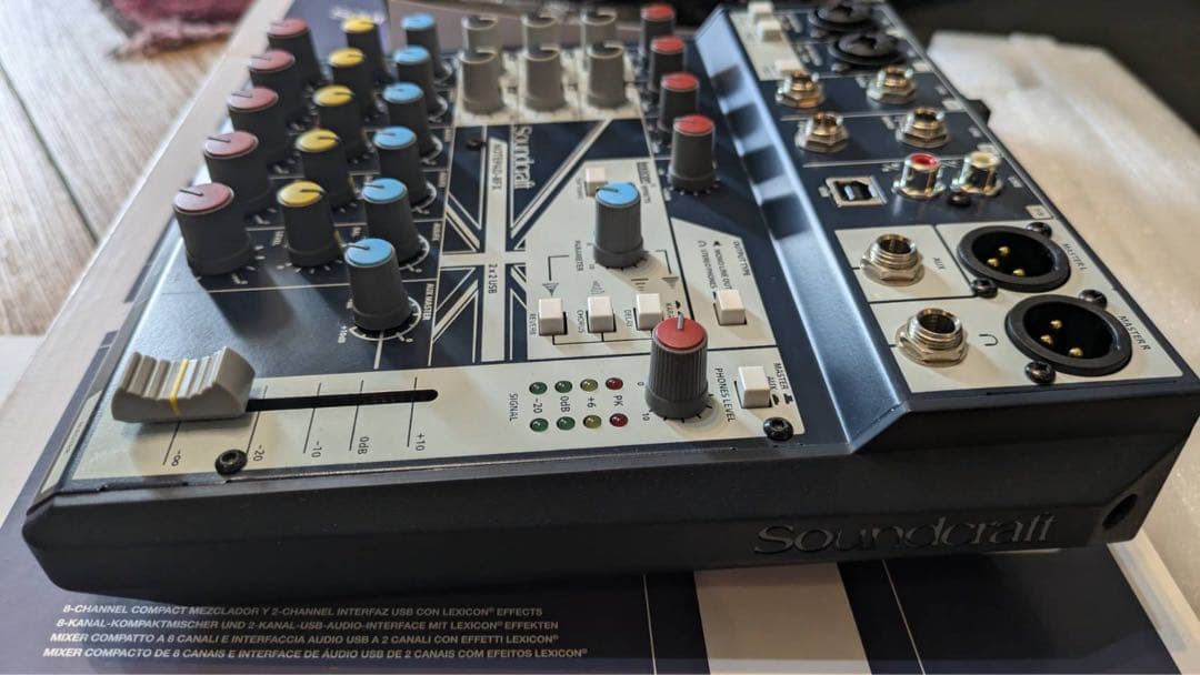 Soundcraft Notepad-8FX アナログミキサー