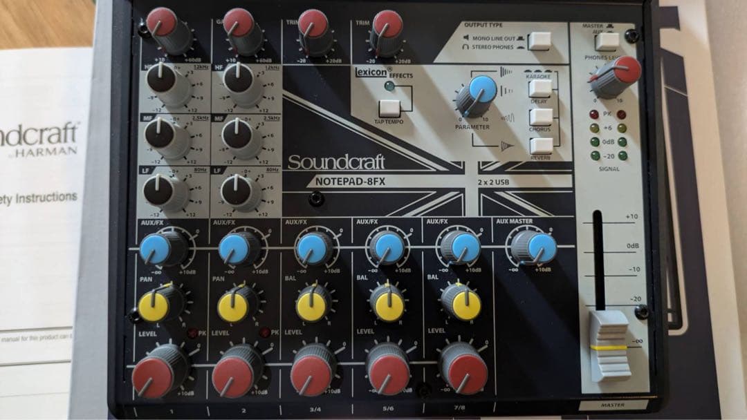 Soundcraft Notepad-8FX アナログミキサー