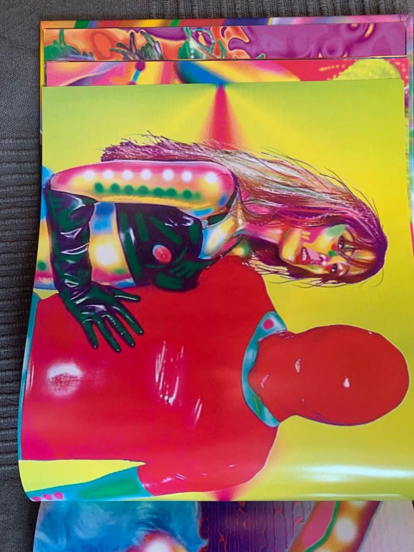 アート・デザイン・音楽 DRIPPING kiki Christian Chapiron