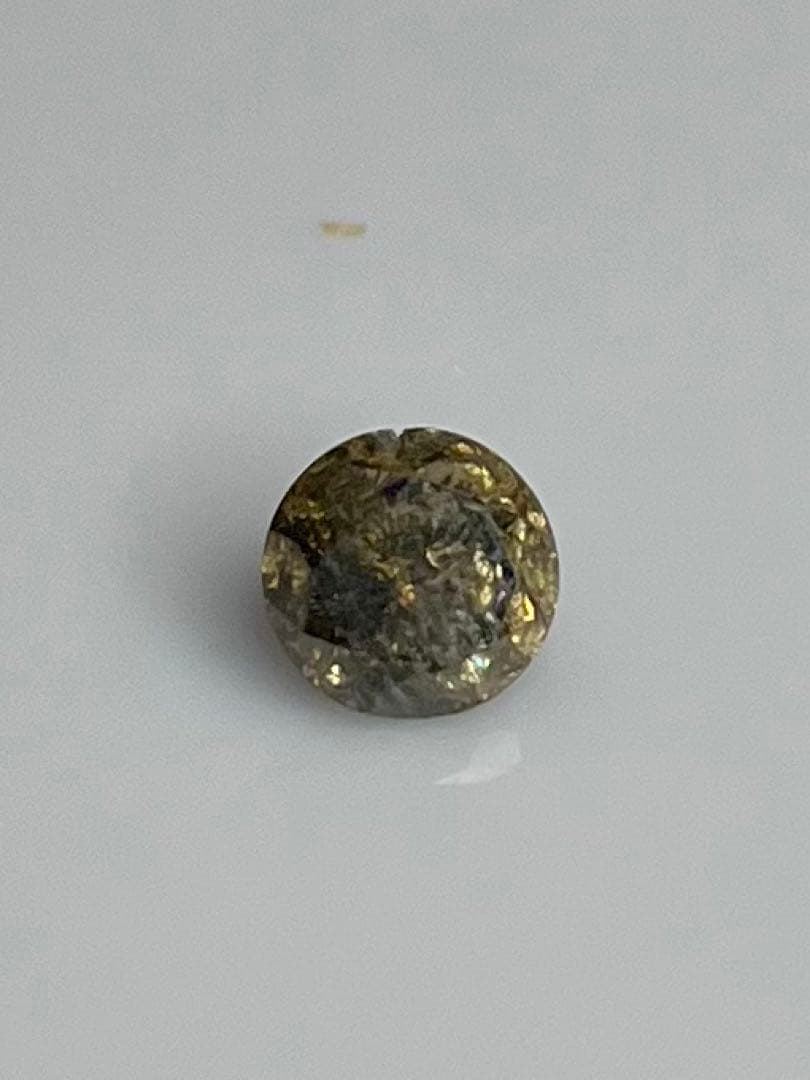 訳あり　片耳　K18 １８金　１．７ｃｔ　 天然ダイヤモンドピアス　ブラウン系