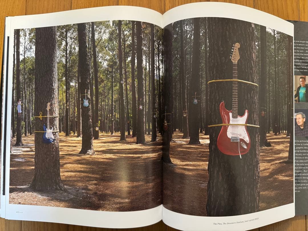 アート・デザイン・音楽 The Gathering Storm: Storm Thorgerson