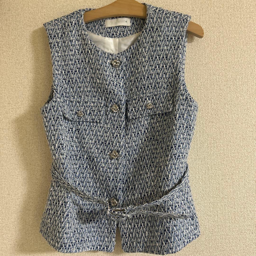 【美品】ZARA テクスチャーベスト　ベスト　トップス　ベルト付き