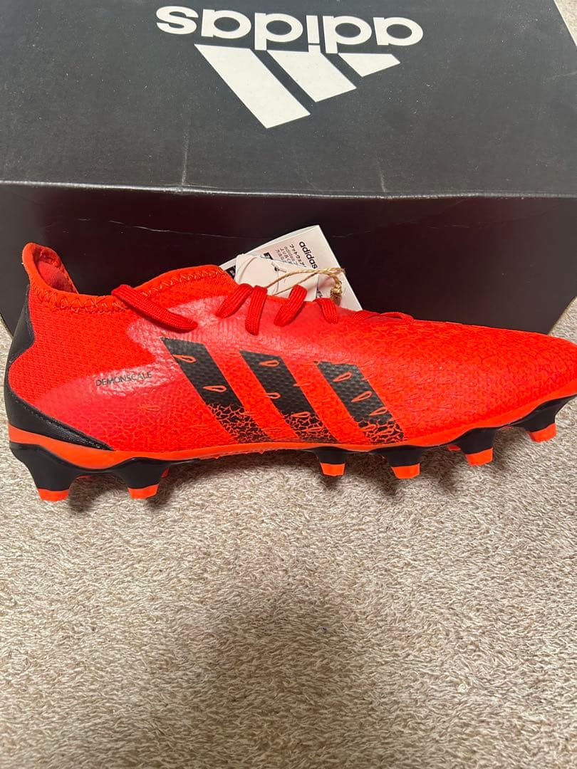 adidas Mundial レッド スパイク