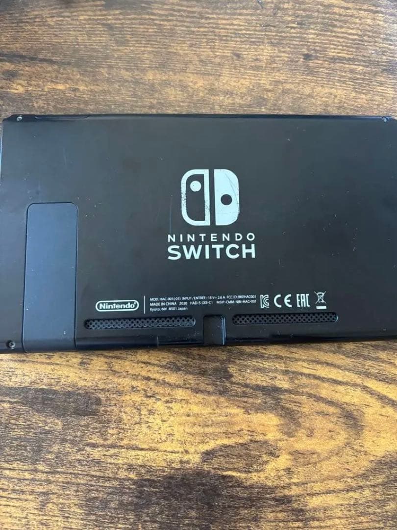 Nintendo Switch 本体 ジョイコンなし