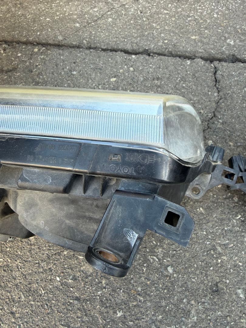 ランドクルーザー 100 後期型 US純正ヘッドライト