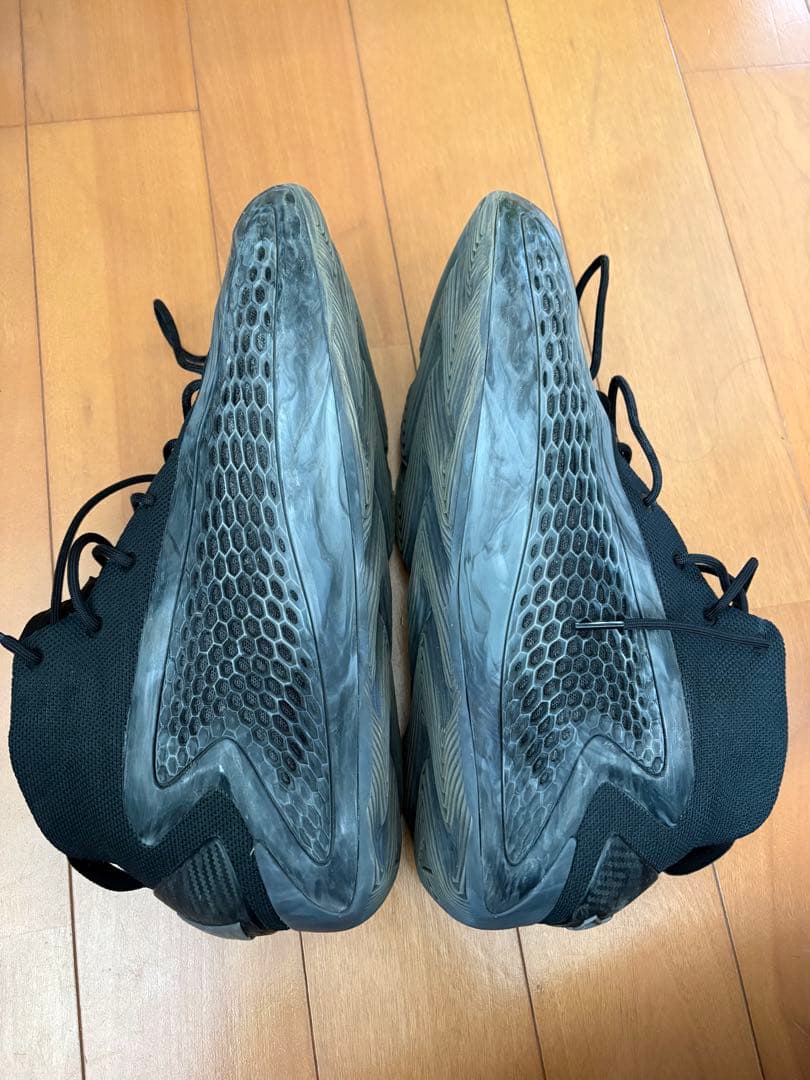 AE1 アンソニーエドワーズadidasバスケットシューズ