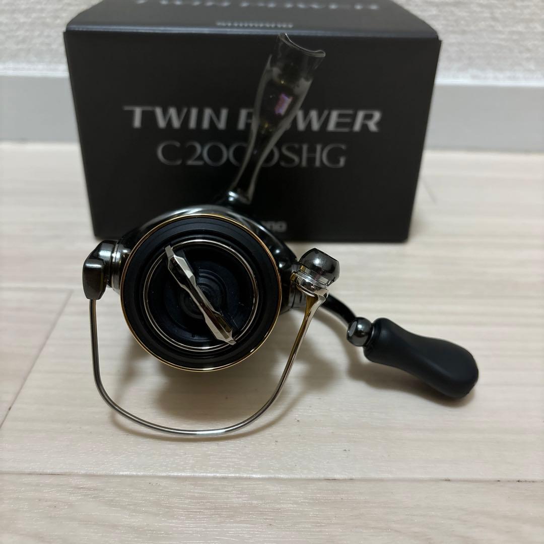 ぽろどーろ。20TWIN POWER C2000SHG
