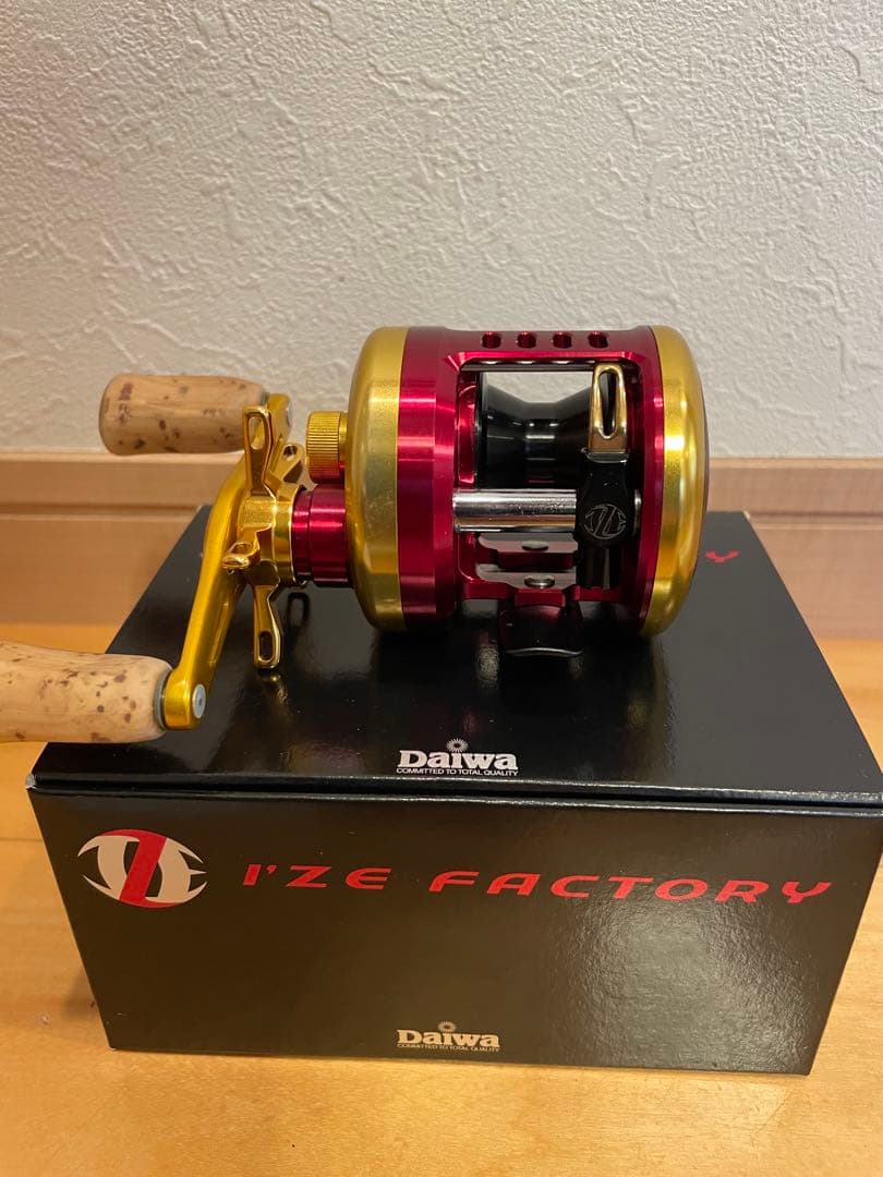 Daiwa I'ZE FACTORY ベイトリール　ミリオネア