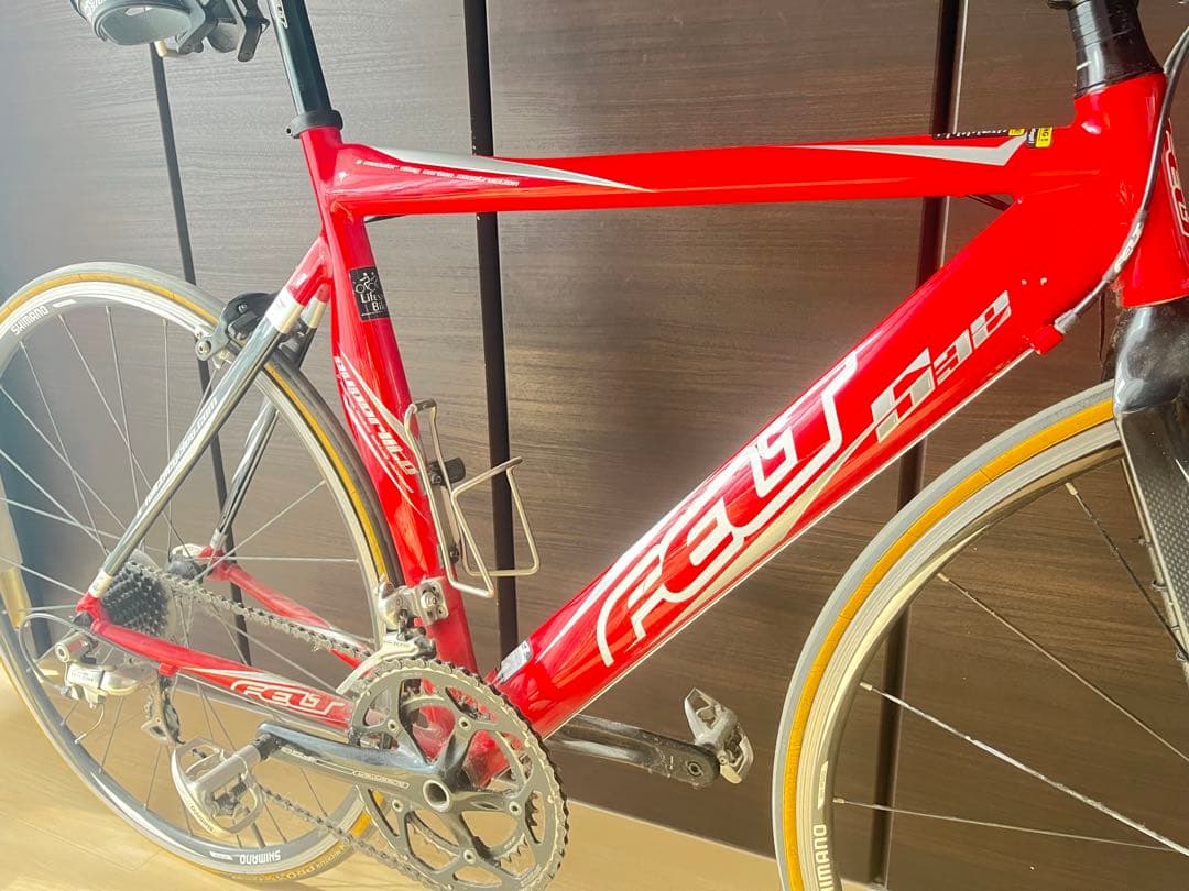 フェルト　トライアスロンバイク レッド