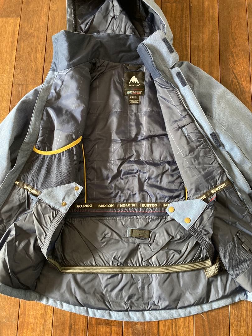 美品‼️BURTON スノーボード ウェア レディース XS(実際S〜Mサイズ)