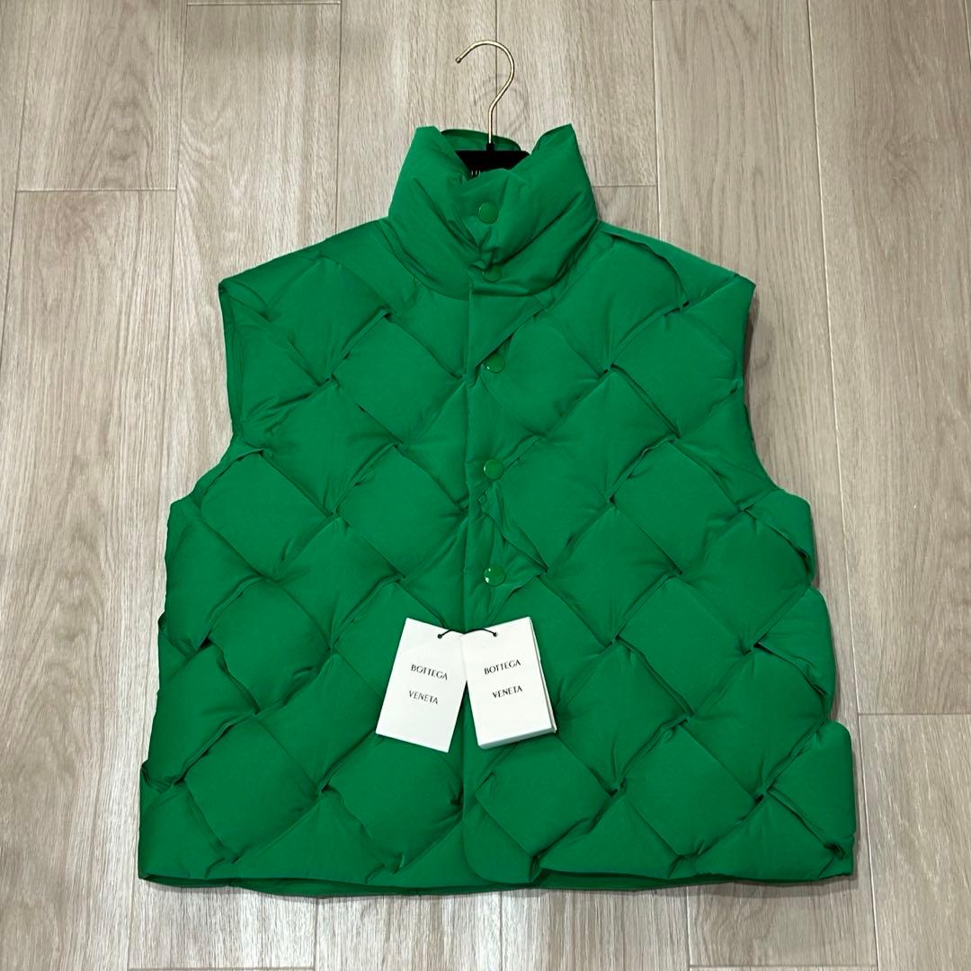 【miii】BOTTEGA VENETA ナイロン ダウンベスト
