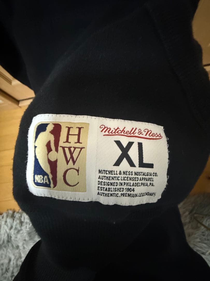 ウェア NBA Bulls Hoodie Mitchell & Ness XL