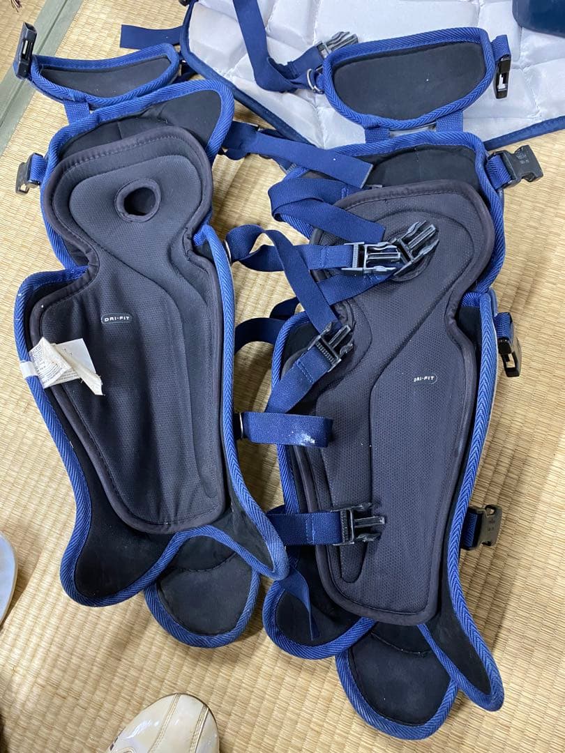 キャッチャー用防具一式 ネイビー